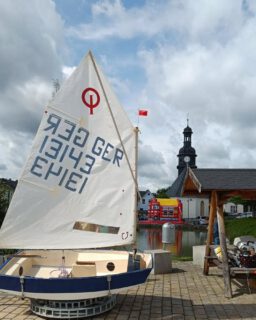 07.06.2025 I Wir waren am Start - bei der 700-Jahrfeier in Gräfenwarth waren wir mit unserem Übungs-Opti am Dorfteich auf der Suche nach jungen Nachwuchssegler ⛵😎